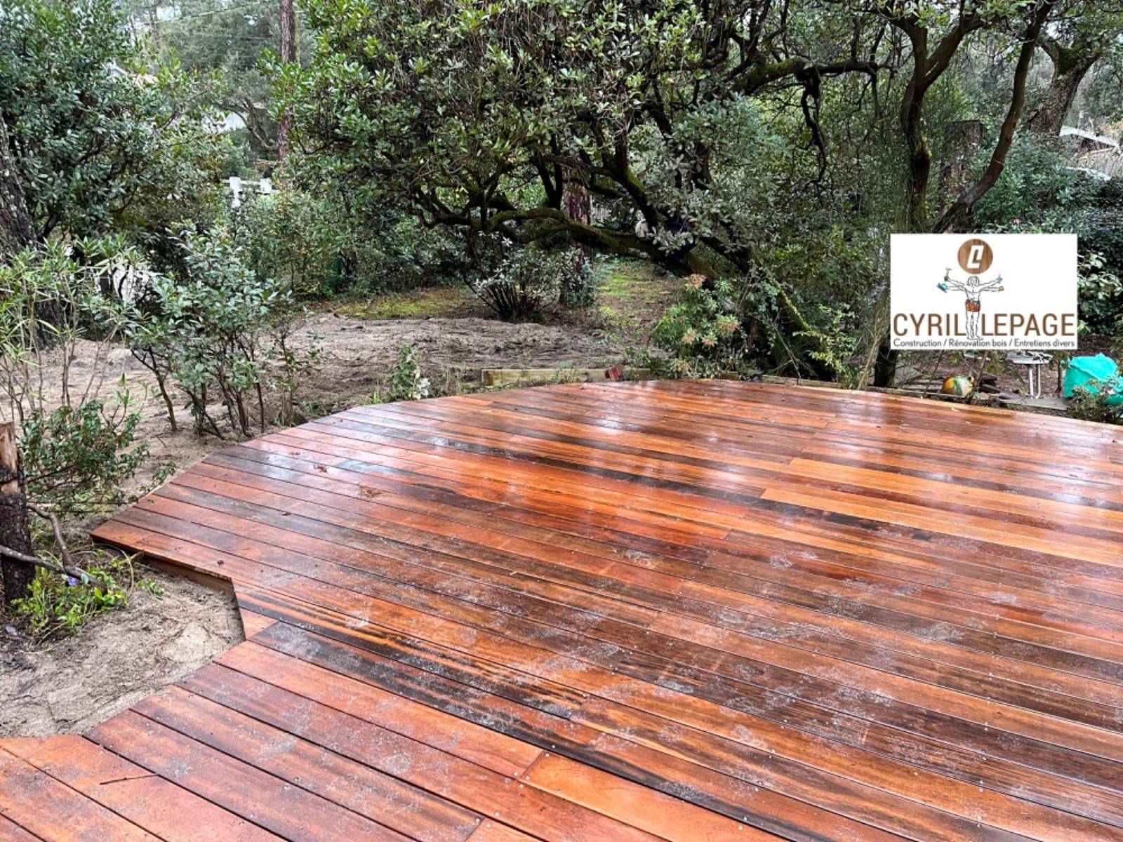 Réalisation d’une terrasse en ITAUBA, bois exotique - CAP FERRET