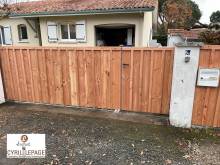 Fabrication portail coulissant avec portillon en Douglas -33138