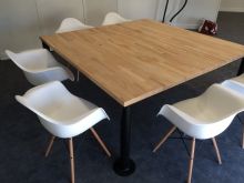 Fabrication d'une table en bois sur mesure sur Bordeaux.