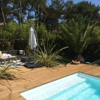 Terrasse en Pin autour de la piscine CAP FERRET