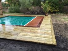 Terrasse en Pin et margelles de piscine en IPE sur Lège-Cap Ferret