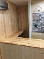 Réalisation d'un comptoir et pose de lambris - CUB